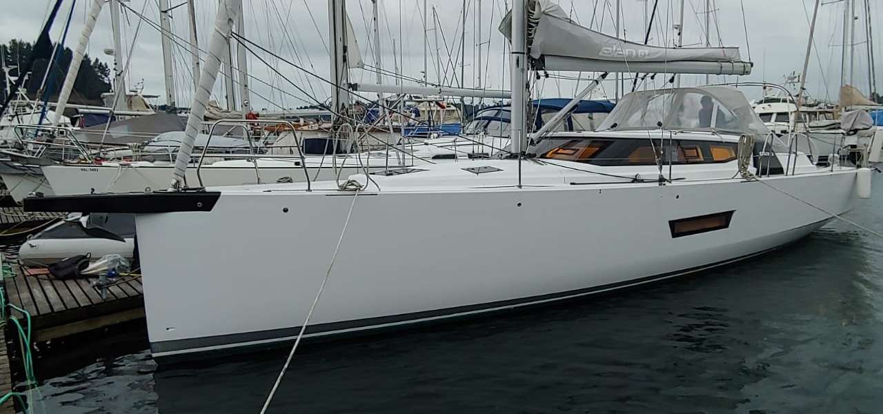 Sailboat Elan GT5