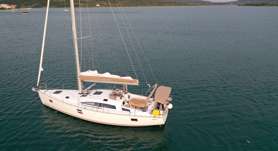 Barca a vela Elan Impression 45.1