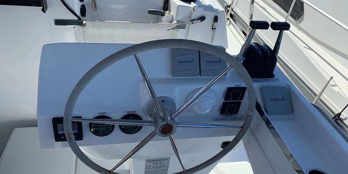 Catamarán Elba 45