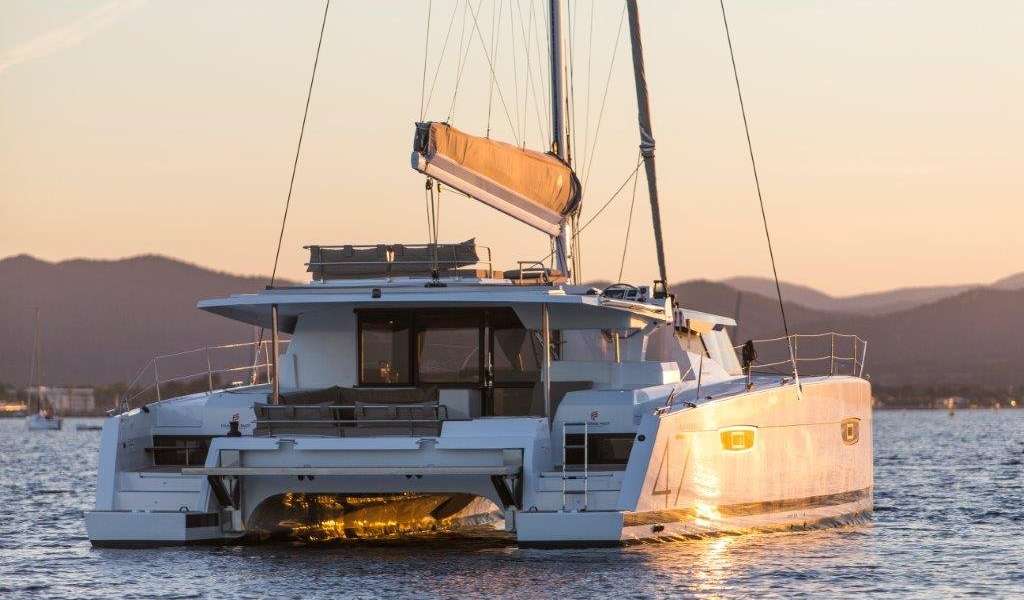 Catamaran Saona 47