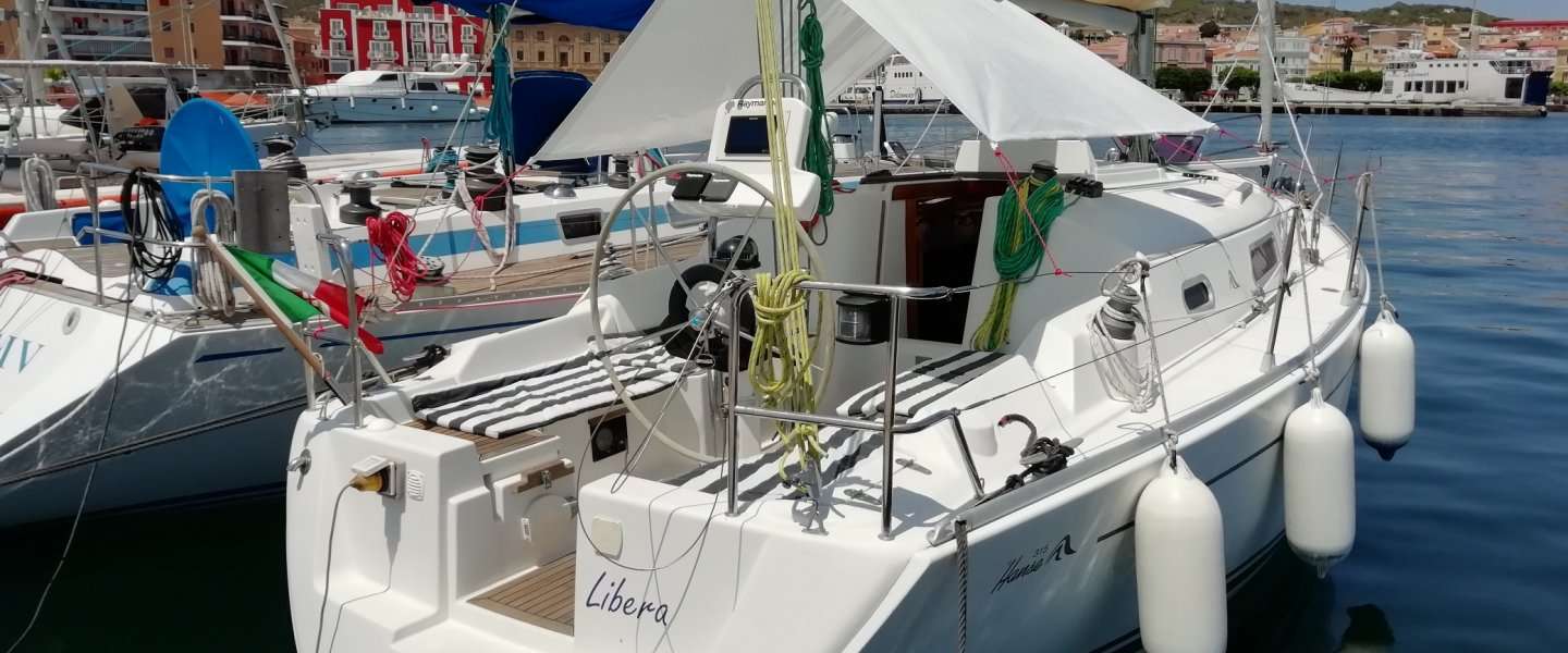 Sailboat Hanse 315