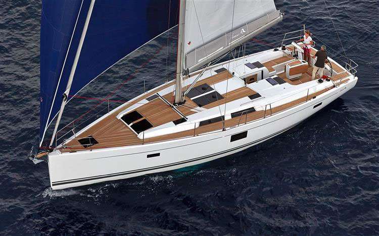 Barca a vela Hanse 455