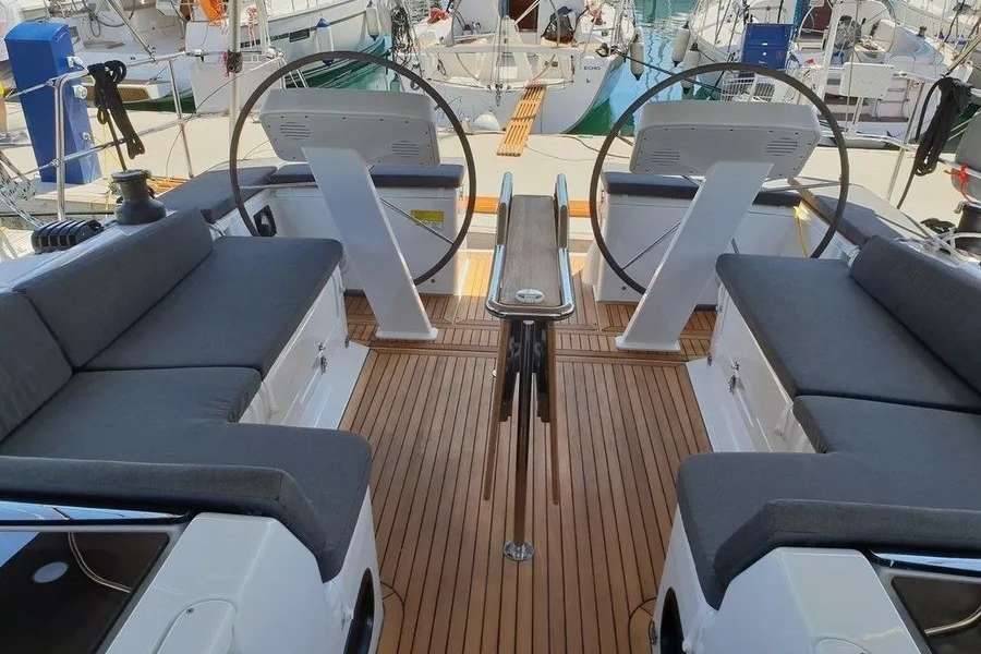 Łódź Żaglowa Hanse 458