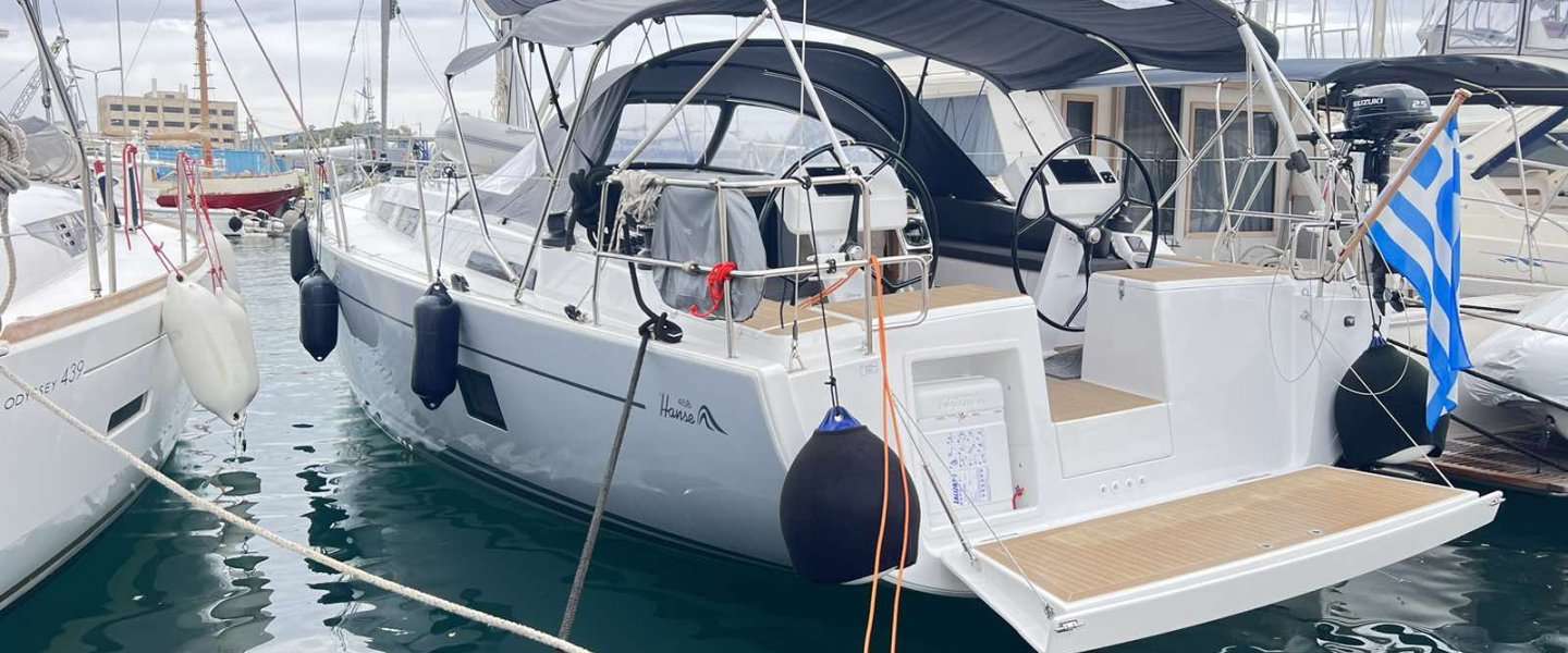 Sailboat Hanse 458