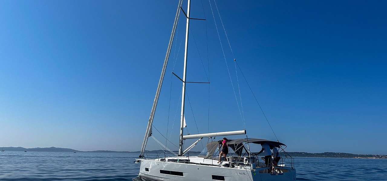 Парусная яхта Hanse 460