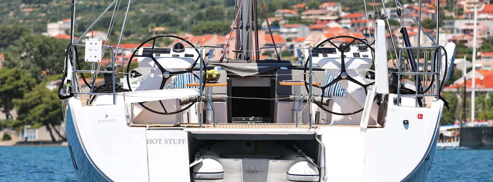 Sailboat Hanse 588