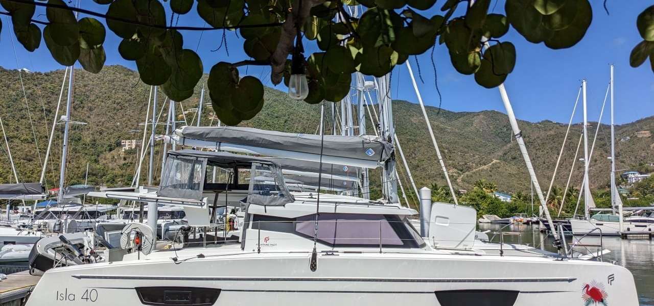 Catamaran Isla 40
