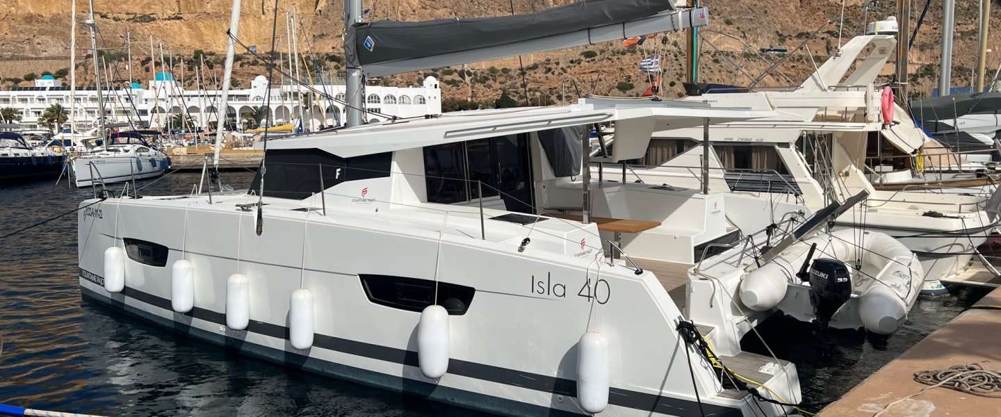 Catamaran Isla 40