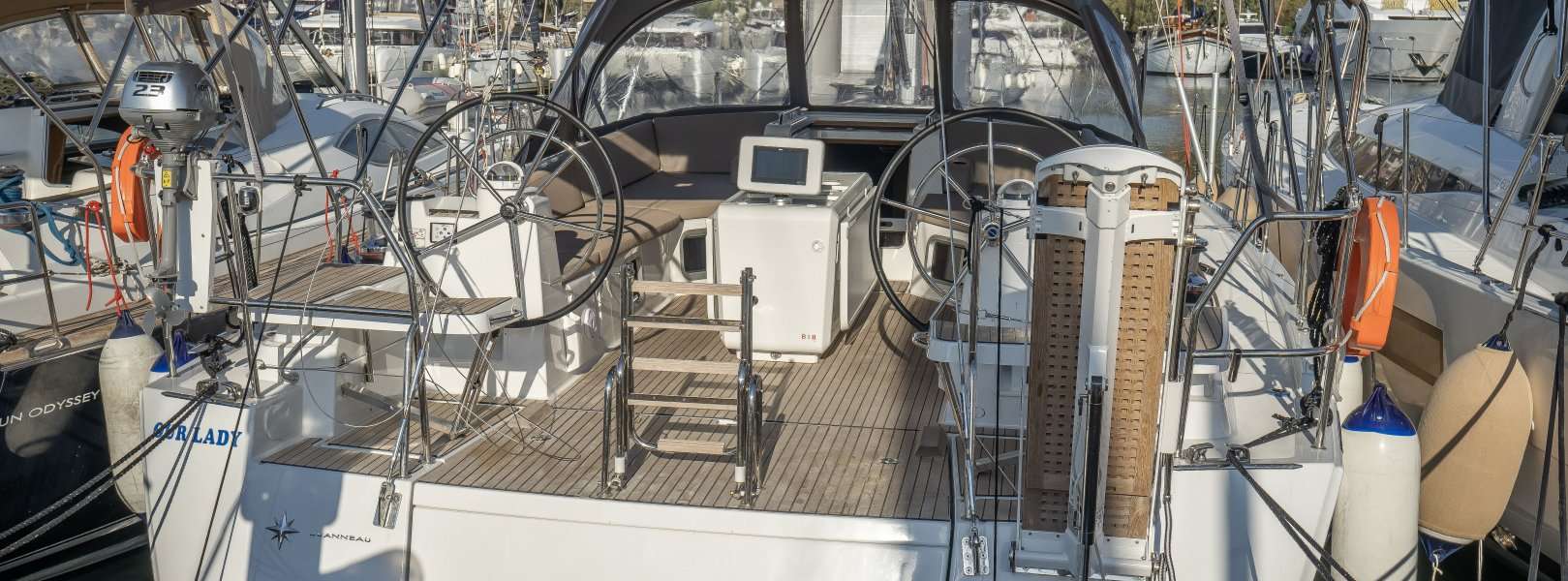 Sailboat Jeanneau 54