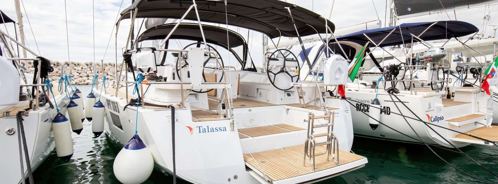 Sailboat Jeanneau 54