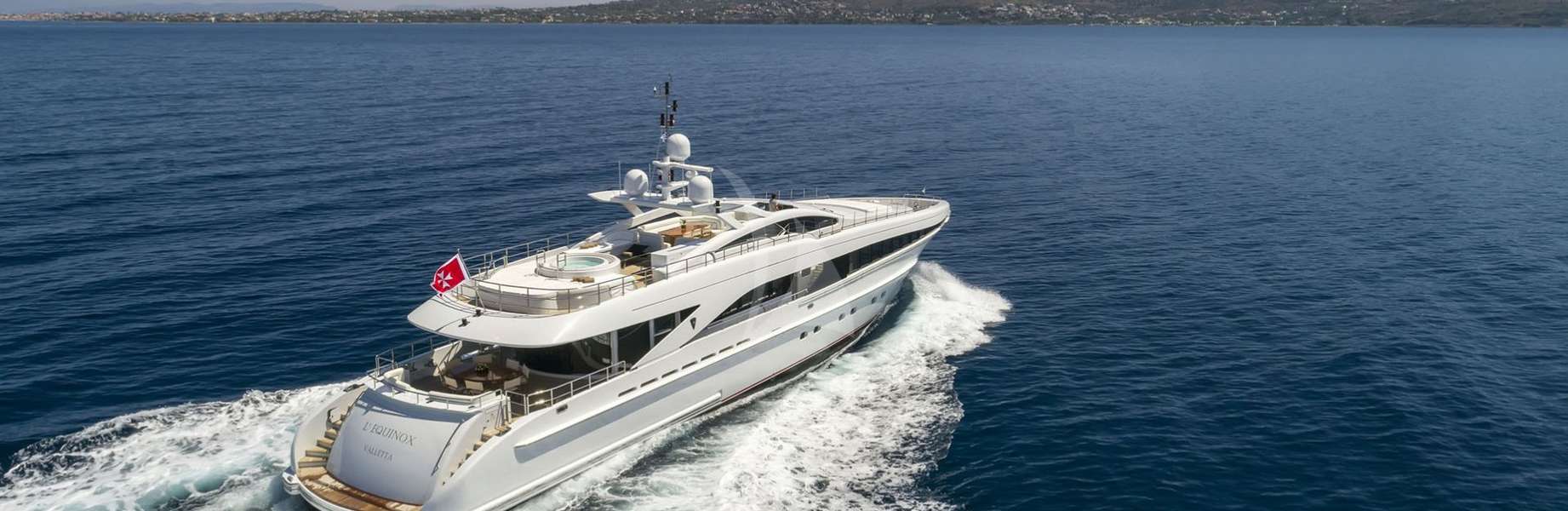 Yacht di Lusso L'Equinox