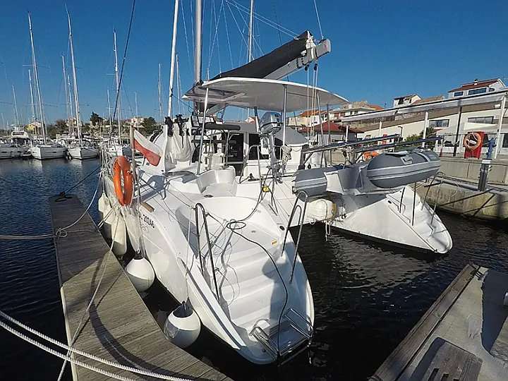 Catamarán Lagoon 380