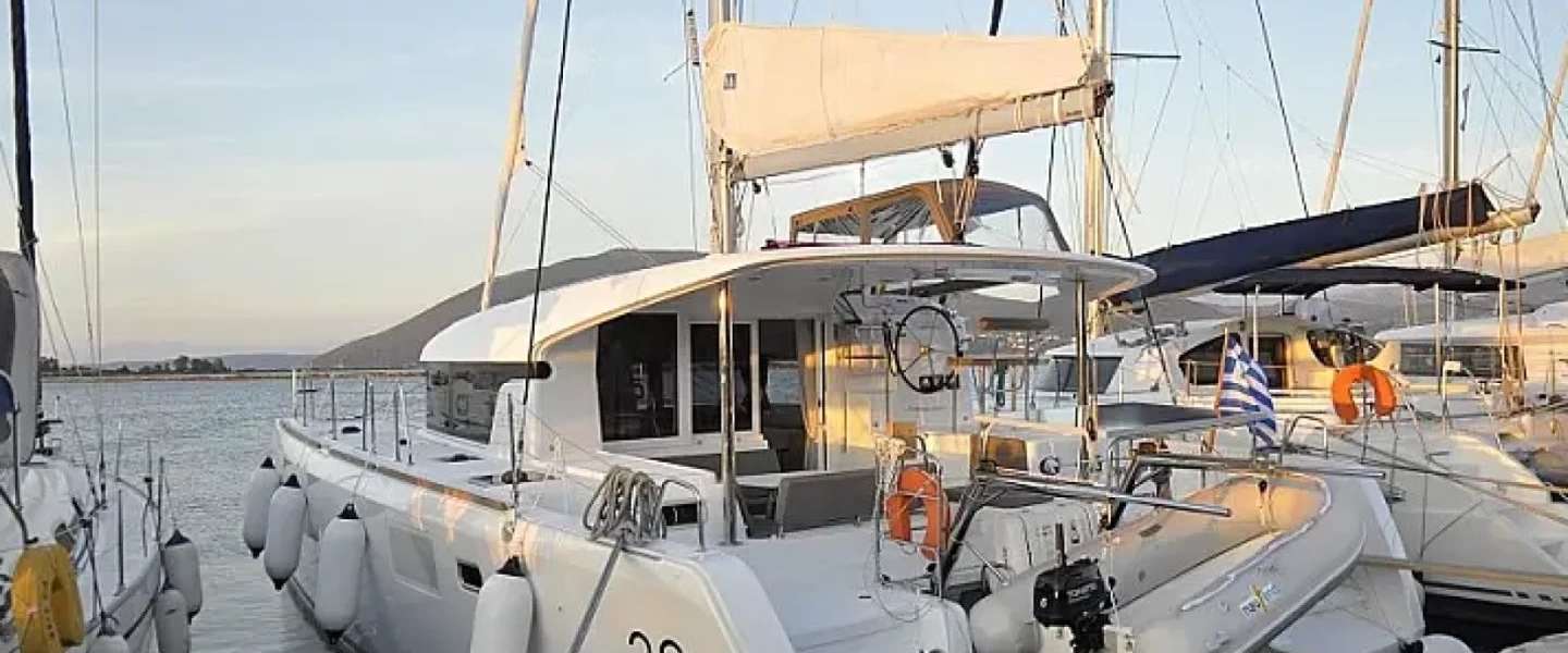 Catamaran Lagoon 39