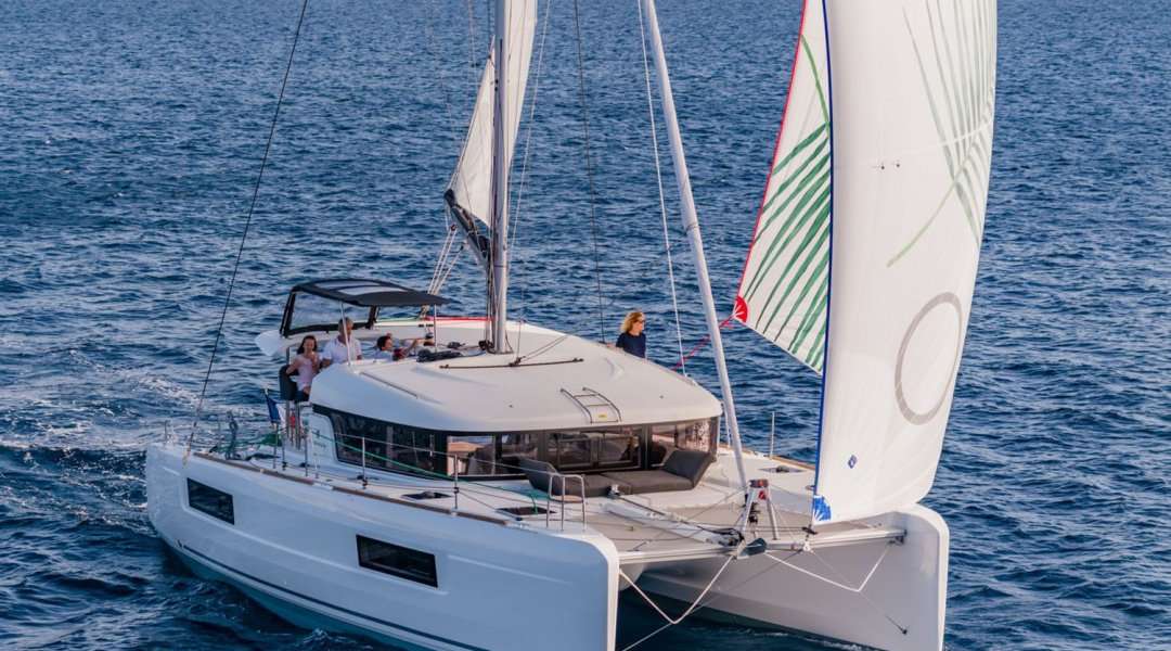 Catamaran Lagoon 40