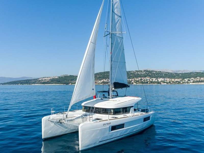 Catamaran Lagoon 40