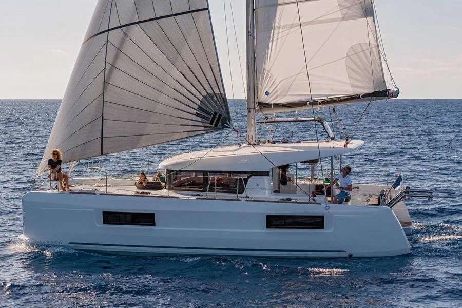 Catamaran Lagoon 40