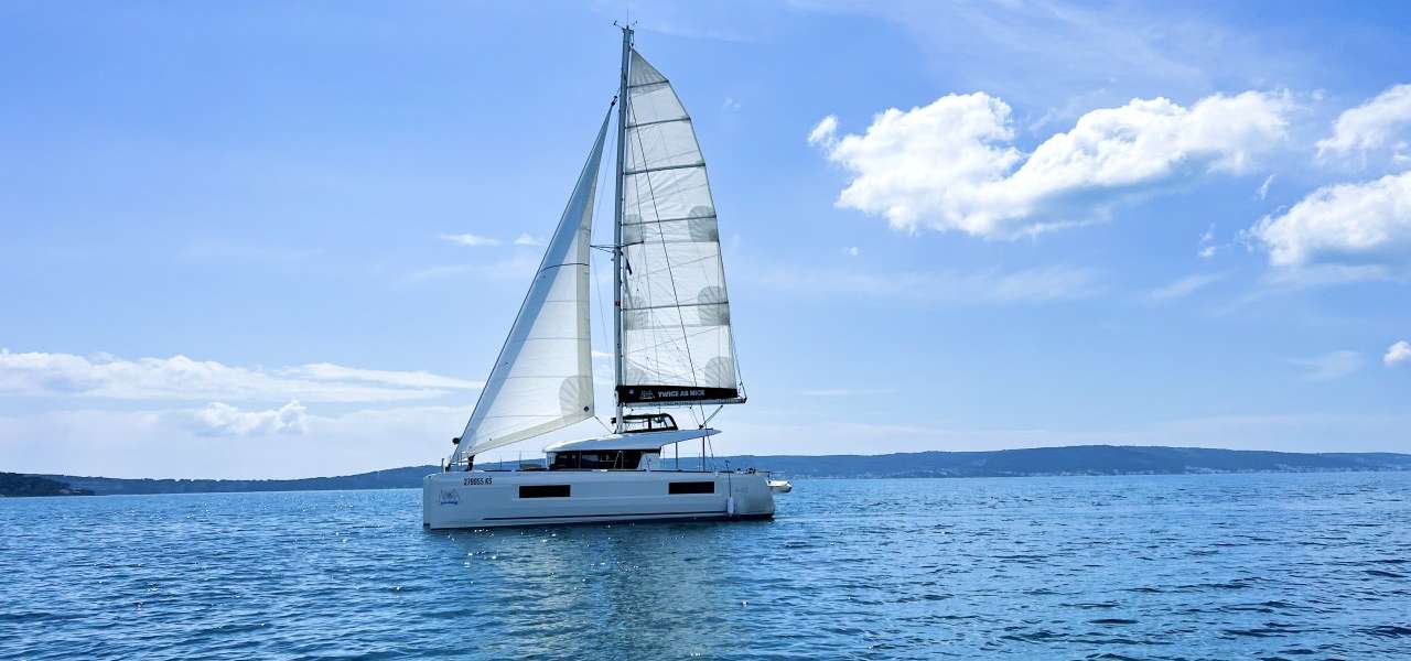 Catamaran Lagoon 40