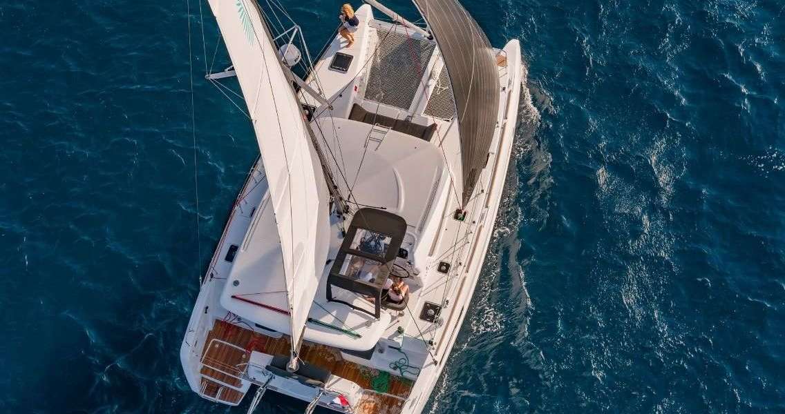 Catamaran Lagoon 40