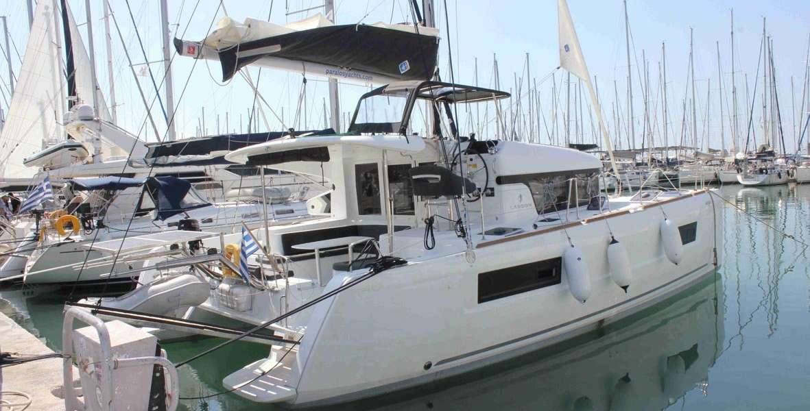 Catamaran Lagoon 40