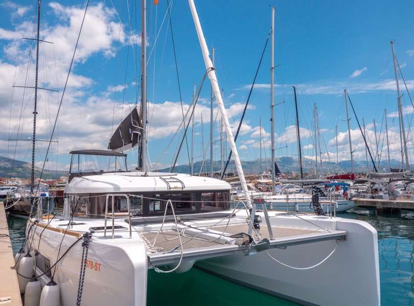 Catamaran Lagoon 40