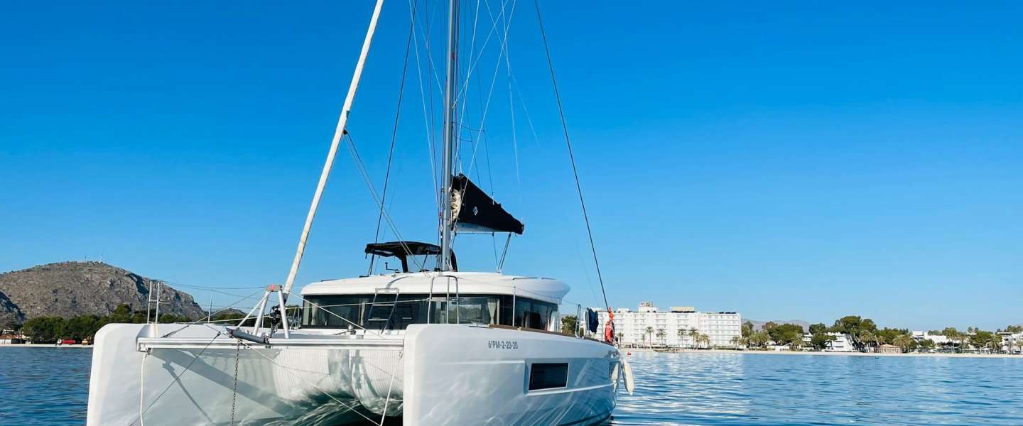 Catamaran Lagoon 40