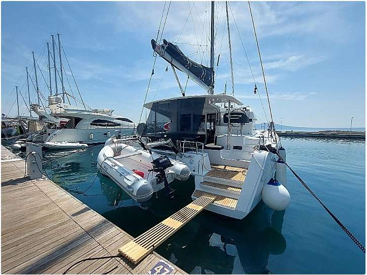 Catamaran Lagoon 40