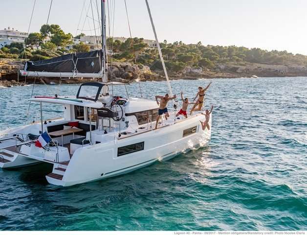 Catamarano Lagoon 40