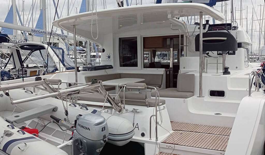 Catamaran Lagoon 40