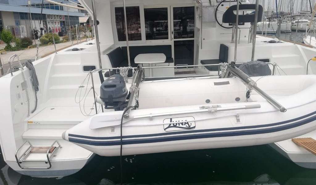 Catamaran Lagoon 40