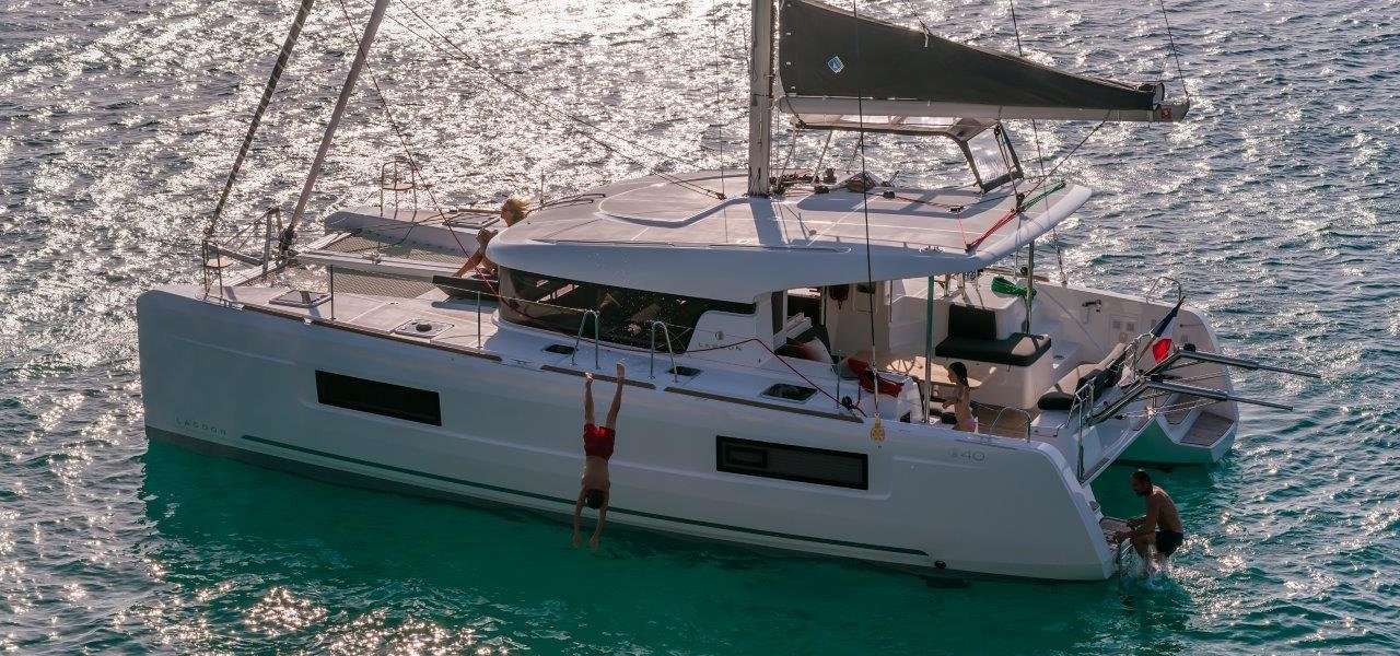 Catamaran Lagoon 40