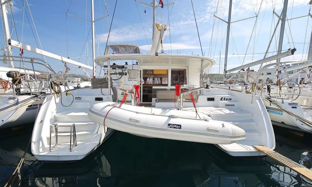 Katamaran Lagoon 400 S2