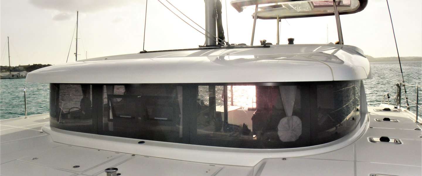 Catamarano Lagoon 42