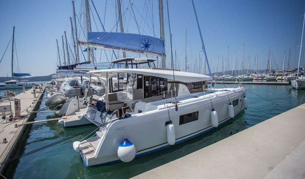 Catamaran Lagoon 42