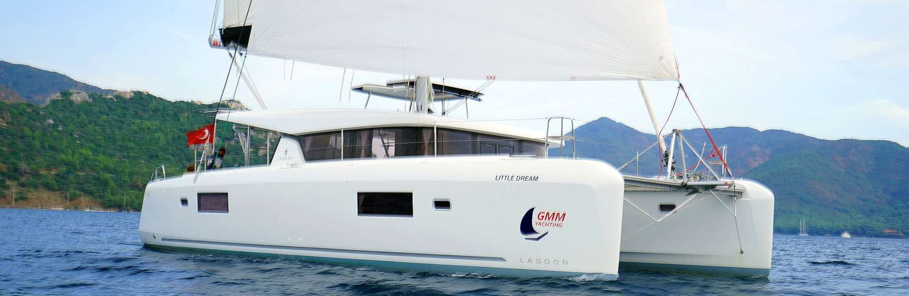 Catamaran Lagoon 42