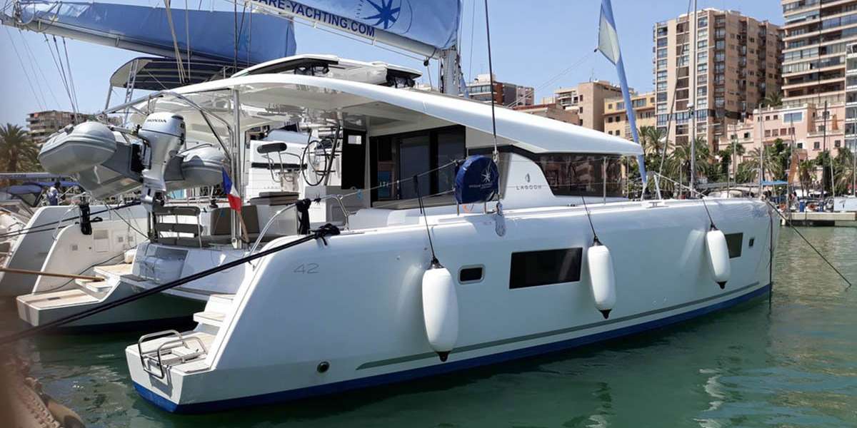 Catamaran Lagoon 42