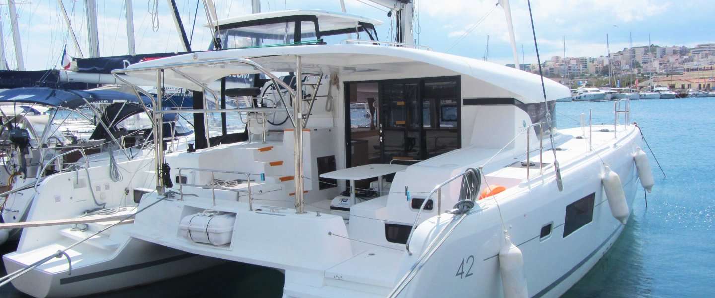 Catamaran Lagoon 42