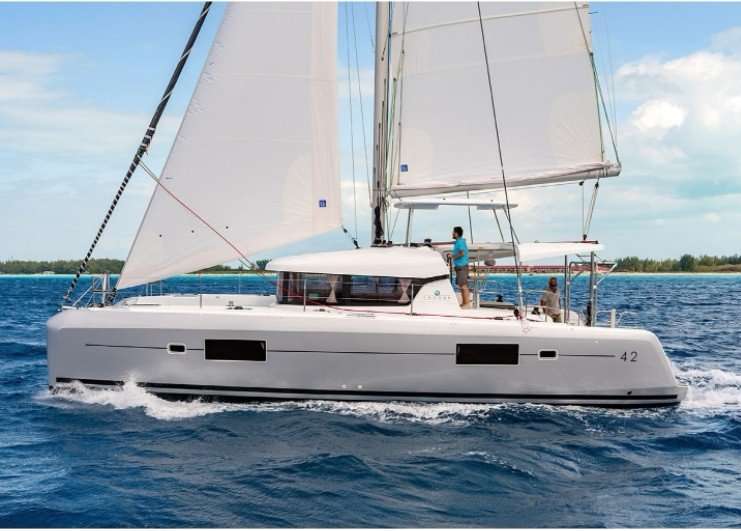 Catamarano Lagoon 42