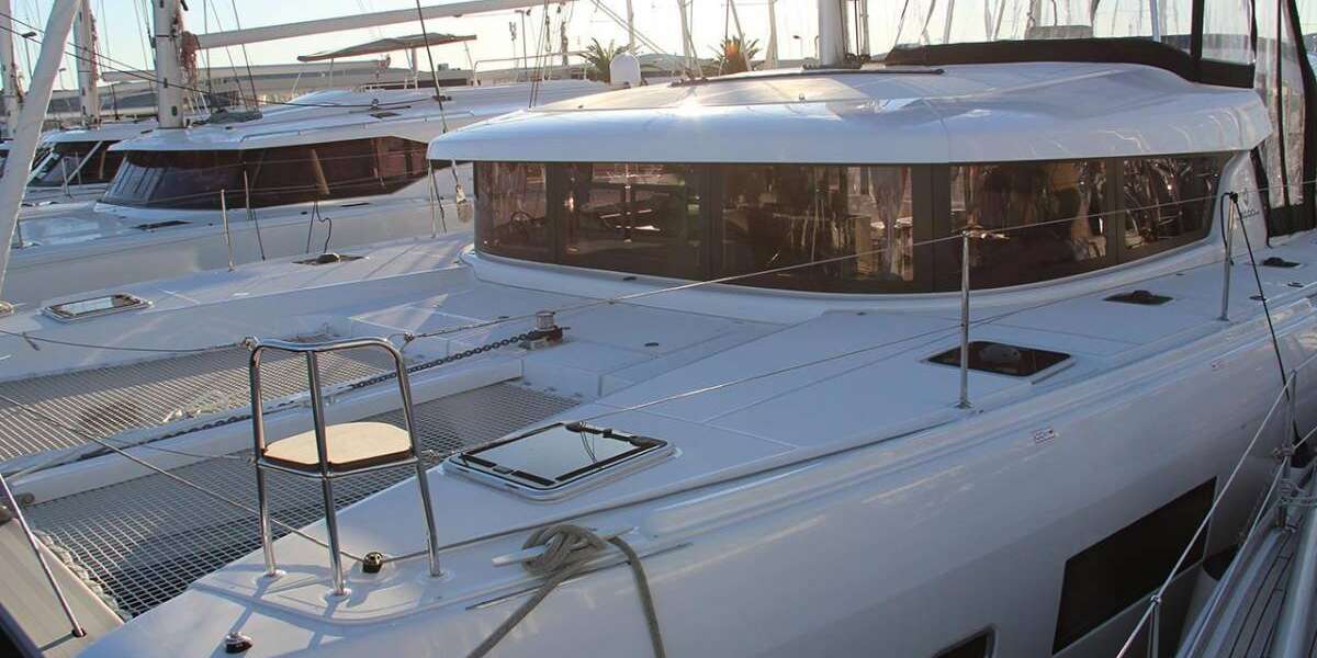 Catamaran Lagoon 42