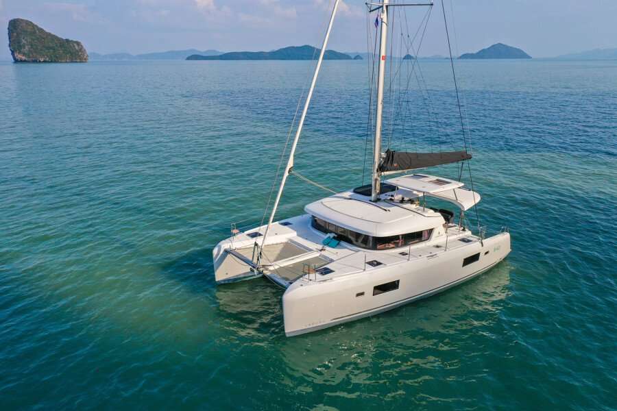 Catamaran Lagoon 42