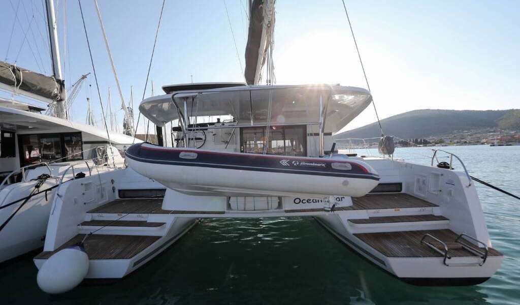 Catamarano Lagoon 42
