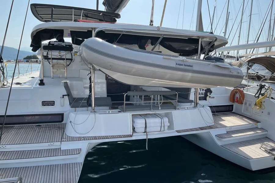 Catamaran Lagoon 42