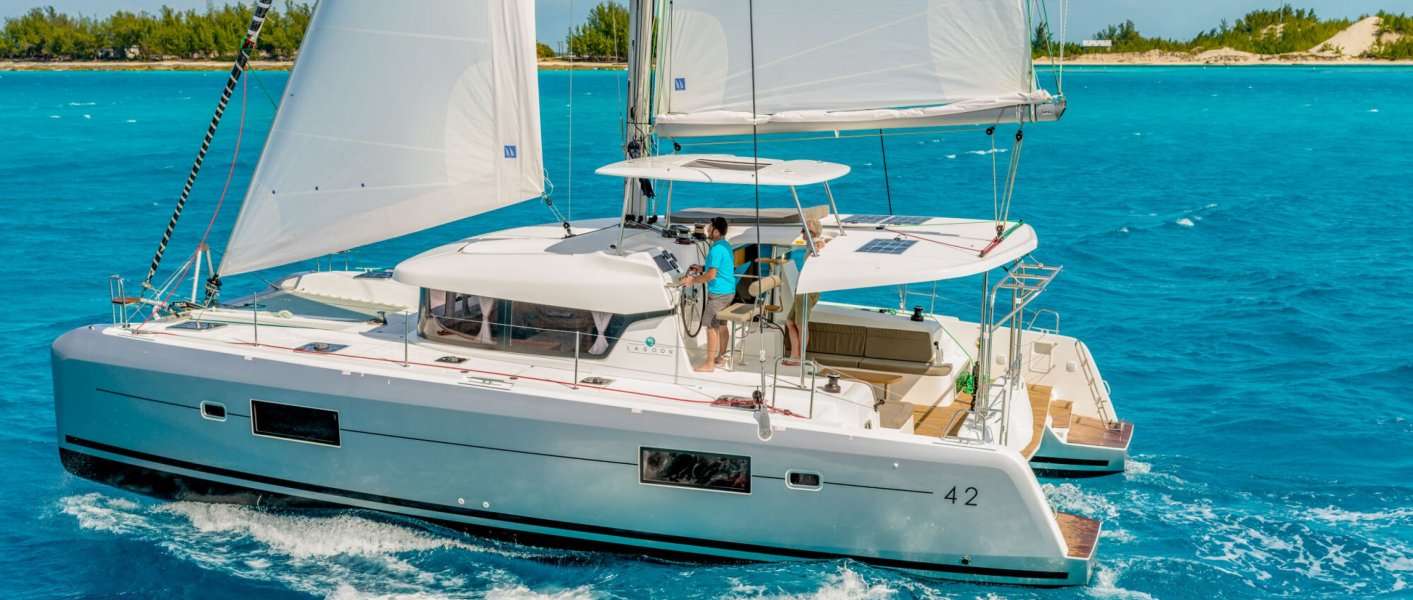 Catamarano Lagoon 42