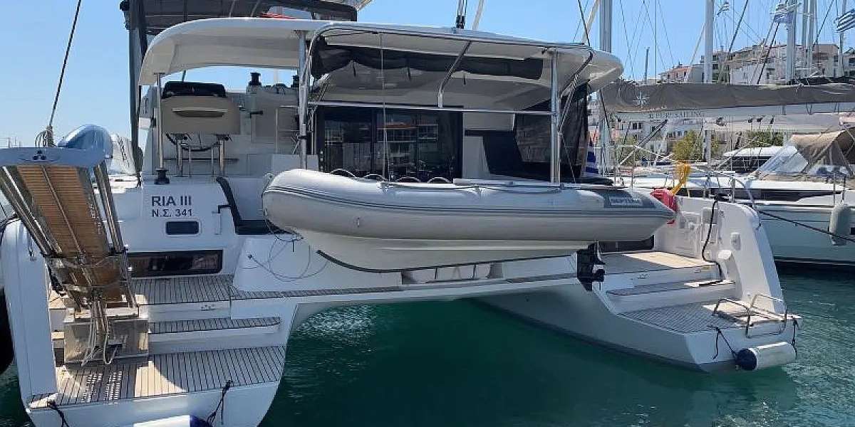 Catamaran Lagoon 42