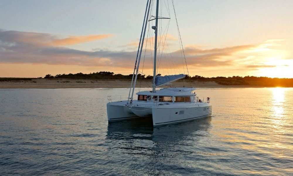 Catamaran Lagoon 421