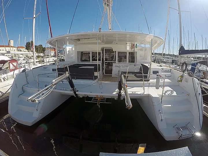 Catamaran Lagoon 450