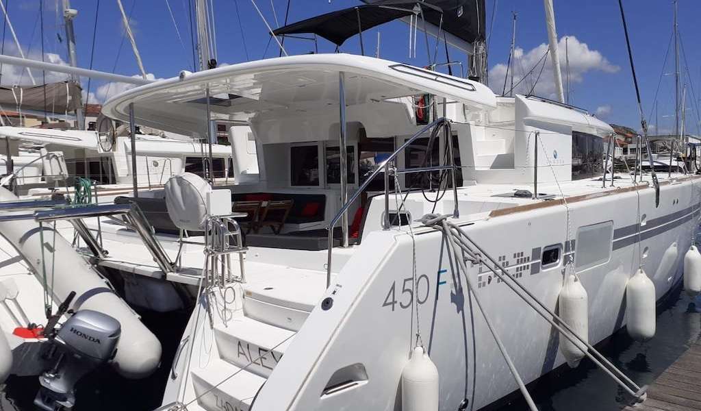 Catamaran Lagoon 450