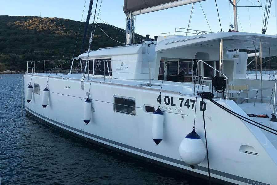 Catamaran Lagoon 450 F