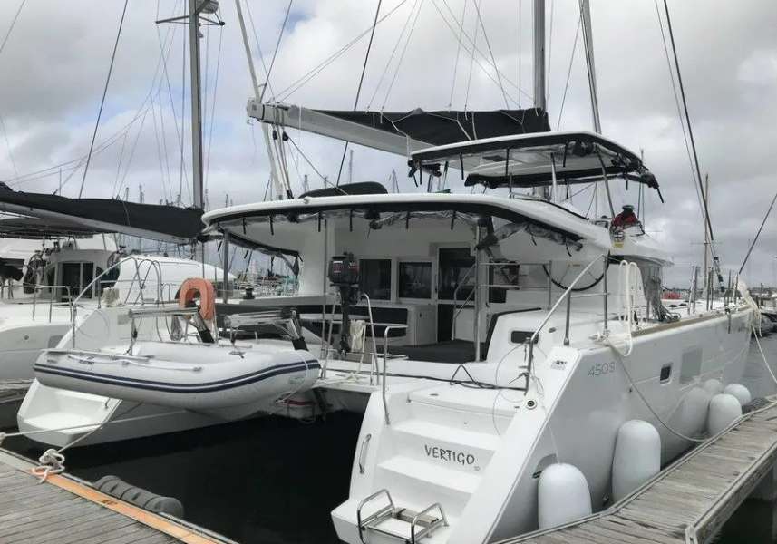 Catamaran Lagoon 450 SporTop