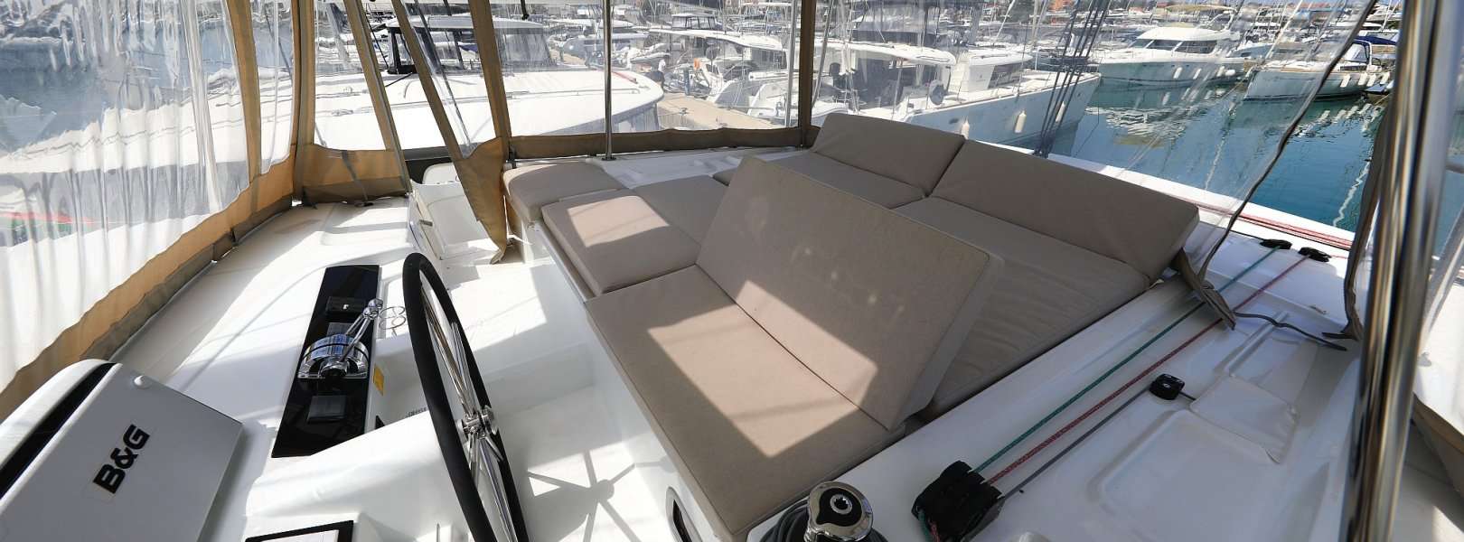 Catamaran Lagoon 46