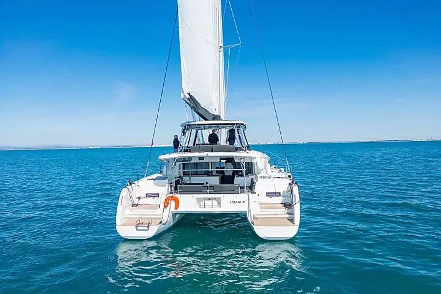 Catamaran Lagoon 46